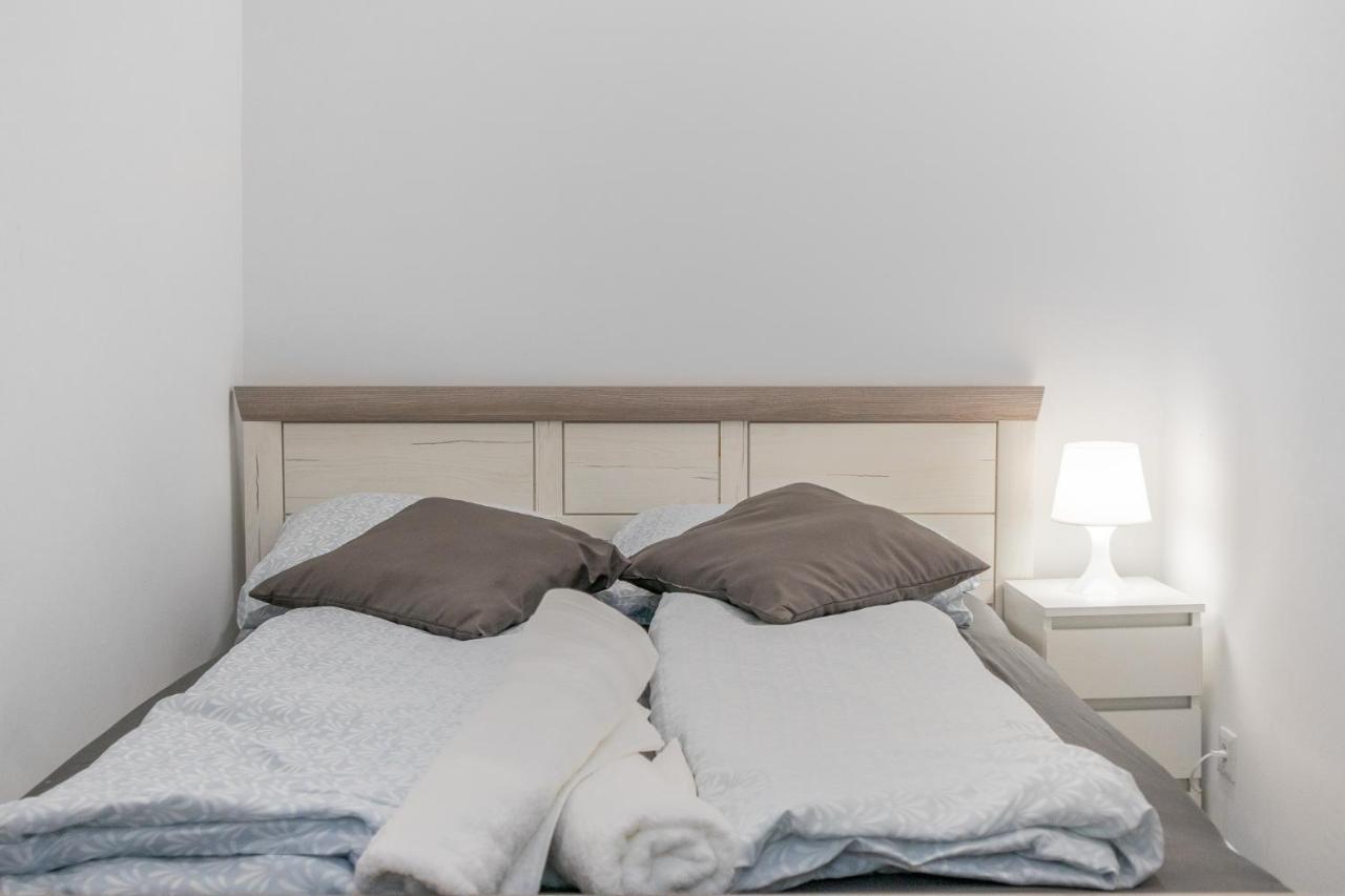Homelike 2Br Apt Near U1 Reumannplatz - 9 Min To Center Viena Exterior foto